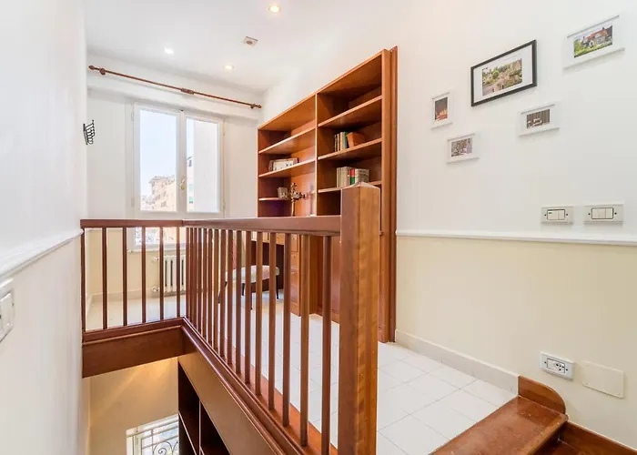 Elizabeth Penthouse, Charmy In Little London 10 Min From The Center Roma
