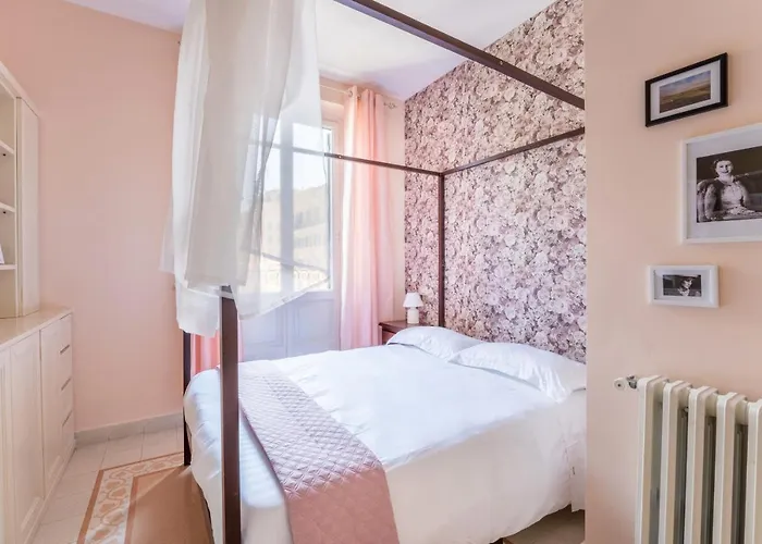 Elizabeth Penthouse, Charmy In Little London 10 Min From The Center